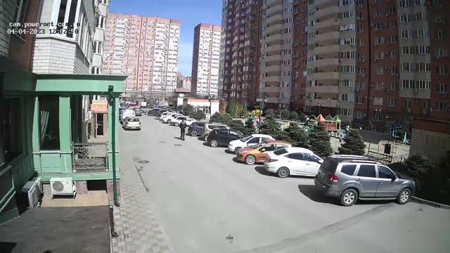 Vostochno-Kruglikovskaya street in Krasndar city, Russia (cam #2)