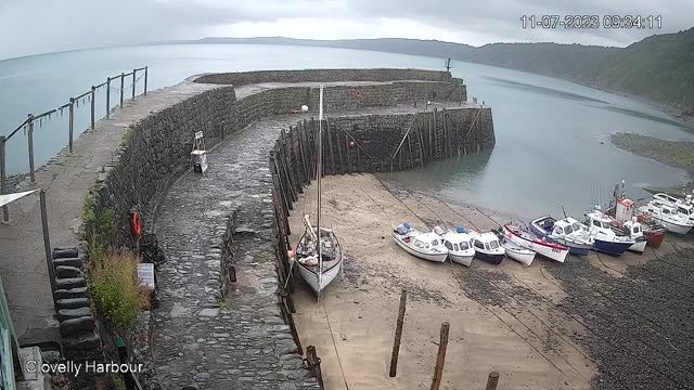Clovelly Harbor in Bideford town, England (cam #2)
