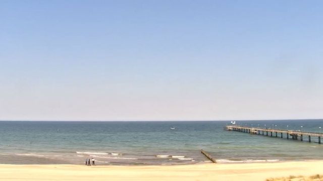 Beach and Graal-M&uuml;ritz pier, Germany