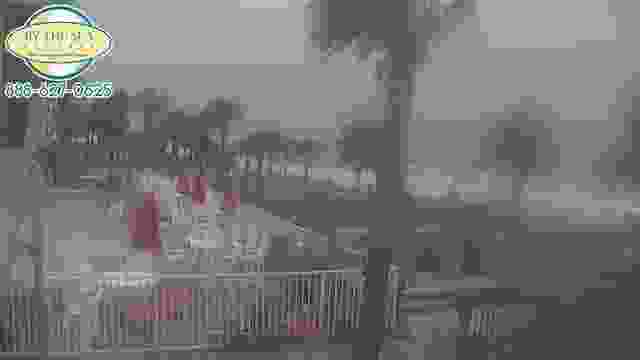 Barefoot On The Beach Bar and Grill in Panama City Beach, FL, USA