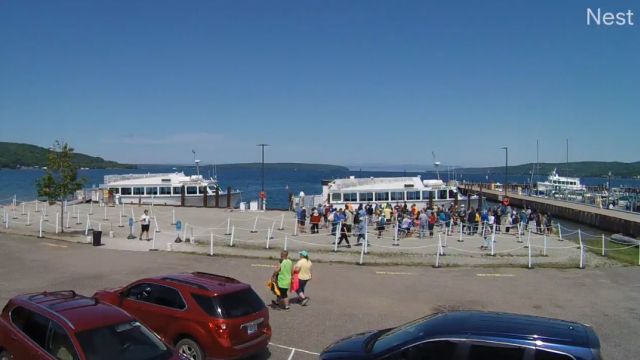 Binsfeld Bayshore Park and Bayshore Marina in Munising, MI, USA